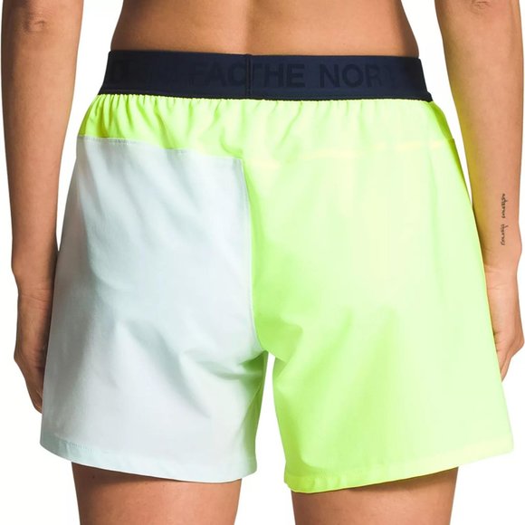 NWT The North Face Women's Wander Shorts - Picture 2 of 3